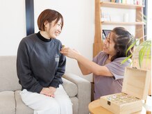 たまのきの雰囲気（お客様の体調に合わせて、アロマオイルをブレンドしていきます。）