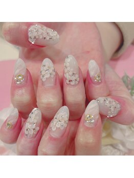 トリーシア(Nail & Beauty Salon Tri-xia)/大人フラワー