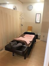 イスクラ中医鍼灸院/施術着をご用意しています。