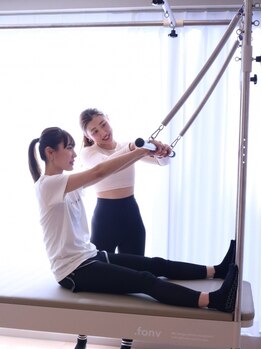 クラス ザ ピラティス(CLASS THE PILATES)の写真/【週一回からOK◇】数をこなすことで姿勢を改善♪身体のお悩みに合わせた施術で、理想のボディラインへ◎