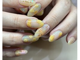 イエローフラワーネイル