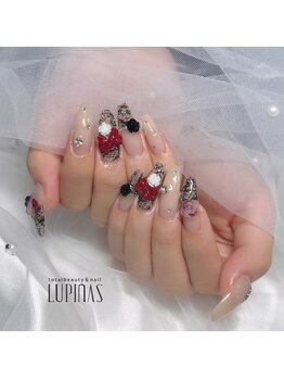 ルピナス(LUPINAS)/薔薇ネイル!