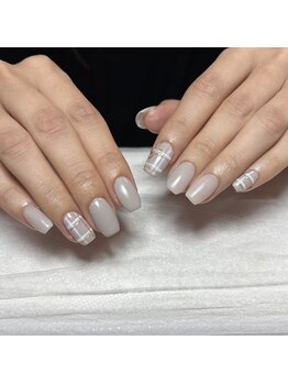 マット仕上げのシンプルチェック