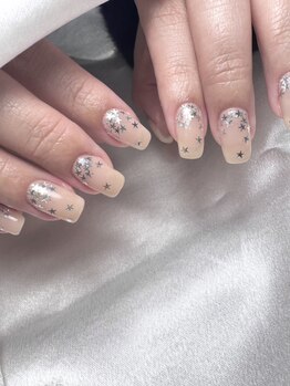 トゥディヨン ネイルデザイン(/todiyon. Nail Design)の写真/おトクに大人可愛く！サンプルから選ぶ定額コースが大人気♪オフィスに合う絶妙カラーx通いやすい価格も◎
