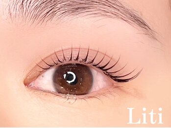 リティ(Liti)/No.21 パーマ×フラットラッシュ