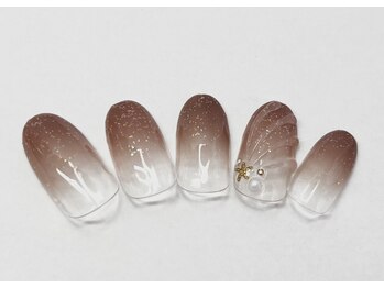ネイルアンドビューティー サロン リザ(Nail & Beauty Salon LIZA)/グラデーションシェルネイル