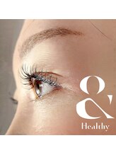 サロンドフェルメール/マツエクが根元から立ち上がる！