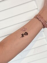 ラフネル(laughnelu)/ボディージュエリー｜laughnelu