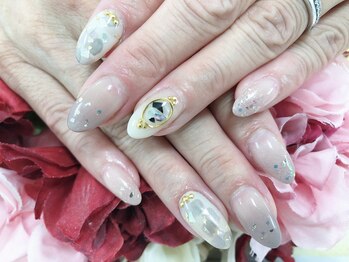 ディーネイル 天王寺(D-nail)/(小山)秋シェルネイル