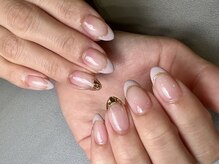 ラフィーナ(RAFFINA)/フレンチネイル