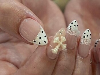 アイネイルズ 梅田店(I nails)/Momo限定ドットフレンチ