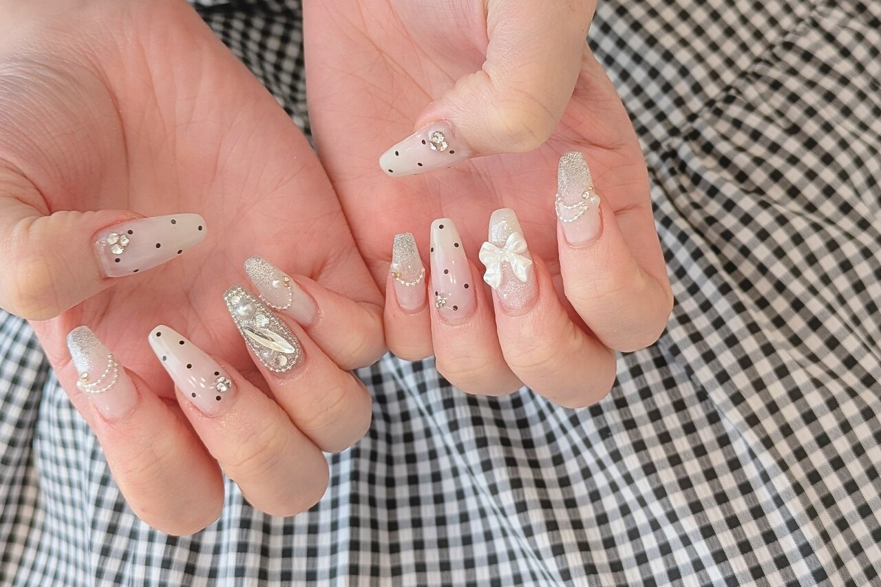 ロングネイル ホワイト ブラック 花 ブラックホワイトブルー虎and薔薇 成人式 超ロング ネイルチップ