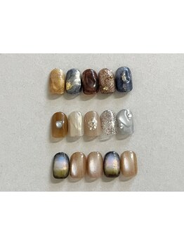 ショートネイルデザインが豊富