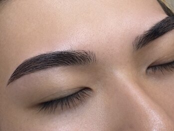 アールプラス 新宿(ar+)/眉毛ワックス　担当:miki