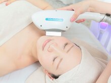 ハジュ(HAJU.)/E -lightフェイシャル