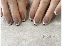 フィオル(FIOLE)/バイカラーフレンチ♪