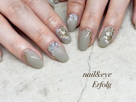 マットなフラワーネイル！