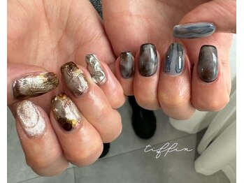 ネイルサロン ティフィン(tiffin)/~アシメニュアンスネイル~