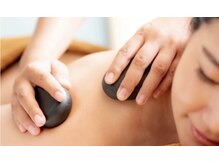 ビューティーリラクゼーションサロン ヘンプズの雰囲気（【ホットストーン】【ドライヘッドスパ】等人気オプションあり♪）