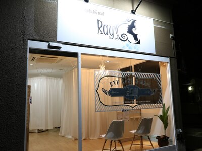 ≪eyelash&nail Ray≫こちらが入口です☆