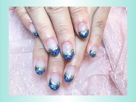 キラキラフレンチネイル☆