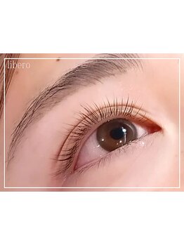 ナチュラル上品な目元にしたい