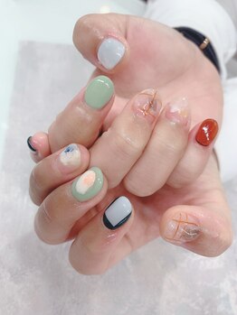 プティットスリール 西尾店(Petit Sourire)/ちぐはぐネイル◇アートフリー