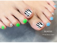 ブリノス(BLINOSS)/ゼブラ☆フットデザイン