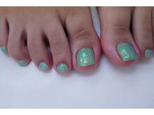 プチリリィ(Petit Lily)/爽やか明るい緑のラメカラー♪