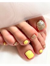 ナナイロ(716)/流行りのイエローネイル！！