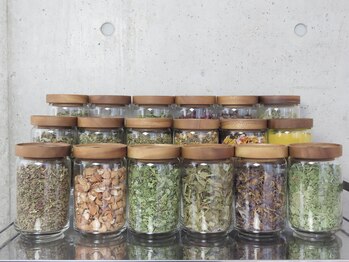 パタキ 恵比寿(PATAKI)/自社栽培の石垣島産無農薬ハーブ