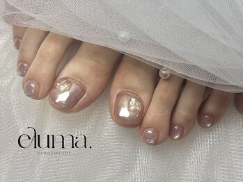 艶々フットネイル