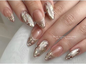 フラワーネイル　担当:粥川