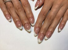 ラウト デコレーションアンドネイルサロン(Lauto Decoration&Nail Salon)/フレンチネイル