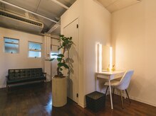 ミンガラー(Mingalar)/メイクスペース