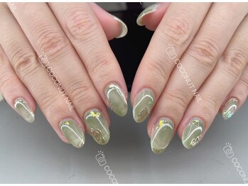 ココナッツネイル/