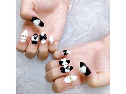 ジェムネイル(gem nail)の写真
