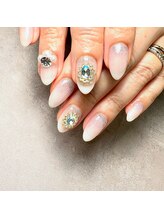 ラキネイル(LAKI Nail)/キラキラストーンネイル