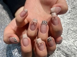 リボングレージュフレンチネイル