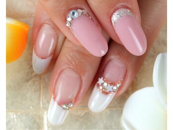 エティス フル ネイルズ(Etis ful Nails)/シンプル上品ネイルが人気♪