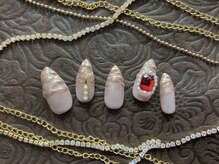 ネイル ミミュー(Nail Mimyu)/でかストーン×ミラーネイル