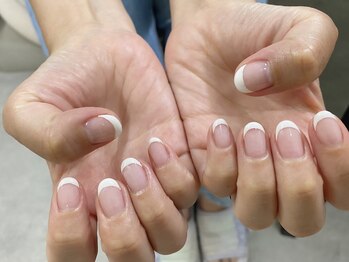 エメ(eme)/《パラジェル》フレンチネイル