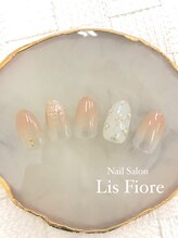 リスフィオーレ(Lis Fiore)/ベージュのグラデーション☆