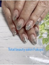 福屋。 熊本南店/ラメグラデーション