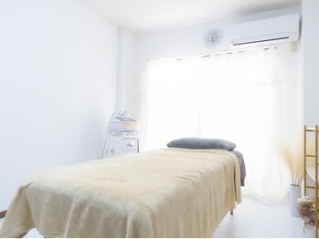 サロンアール(salon R.)の写真/【完全個室】落ち着いた雰囲気のプライベートサロンで日々の疲れ/お悩みを改善いたします◎