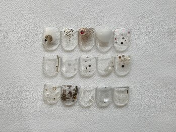 フットポイントアート　7700円