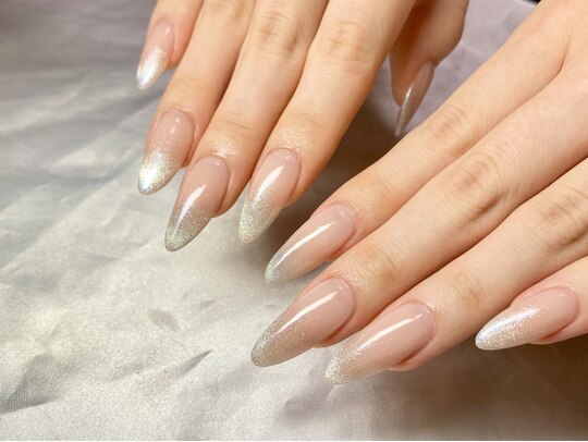 2025年冬】ホワイトグレー ハンドのネイルデザイン集｜人気順  