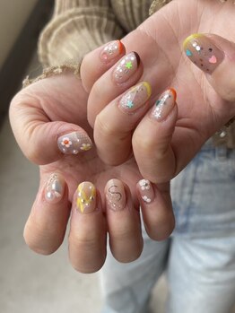 アトリエナナ 西尾店(atelier7.)の写真/ネイルが初めての方～毎月のデザインに迷われる方にもおススメ◎あなただけのオリジナルネイルをご提案♪