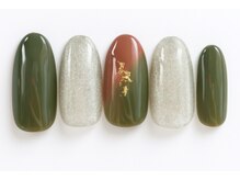 テテドットジェイ(Tete.J)/GR5　5500円（甘皮ケア込み）