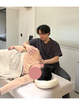 整体院カタリスト(catalyst)の写真/国家資格保持×トレーナー経験豊富なスタッフが在籍。確かな技術と知識で、あなたの悩みを解決します。